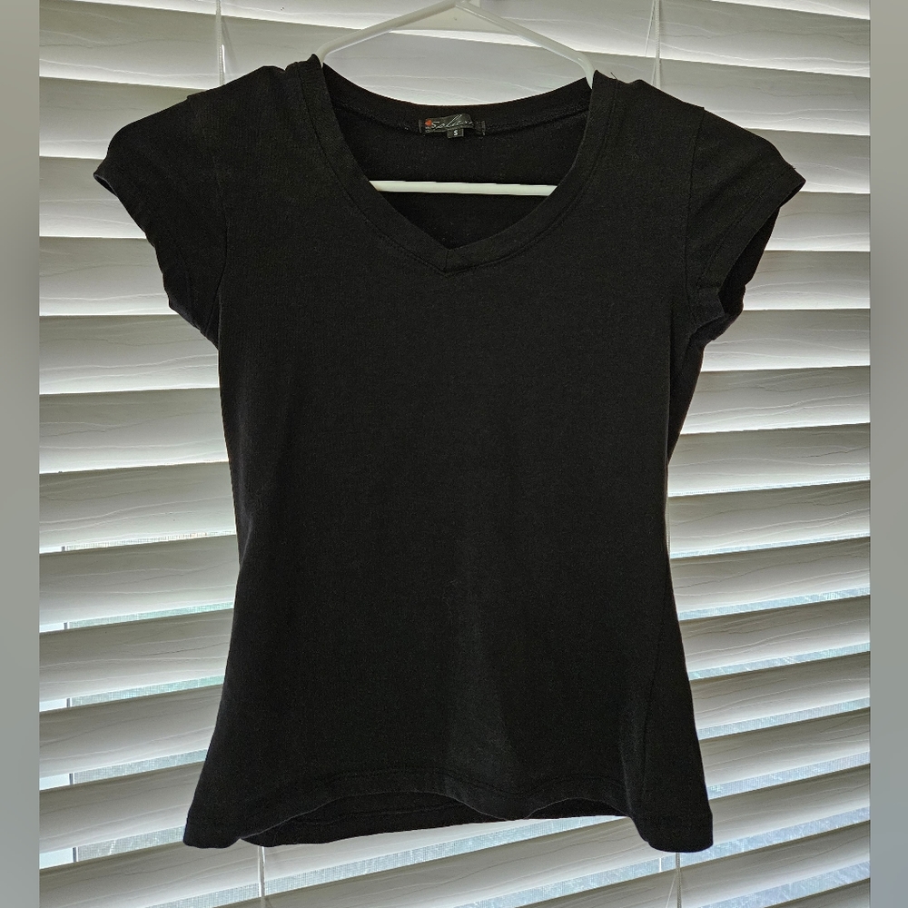 Basic black tee